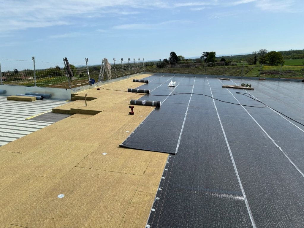 Étanchéité avec système photovoltaïque